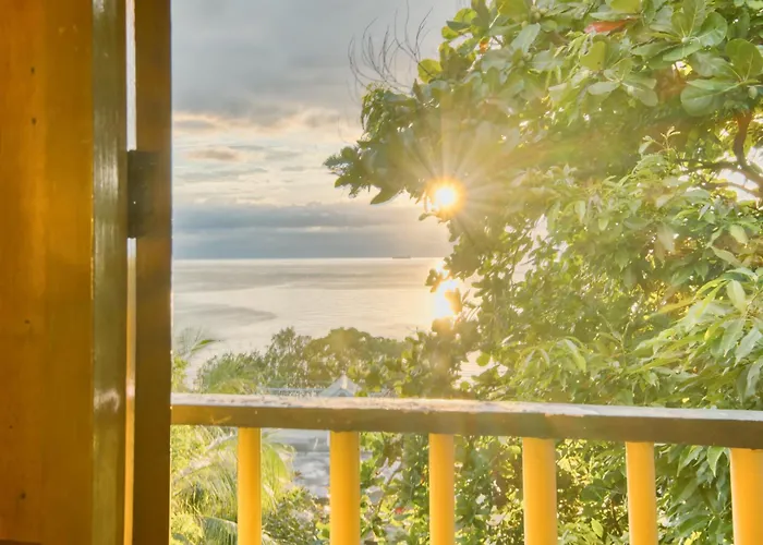 Pilar Pilapil House In Malapascua