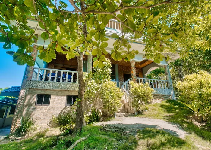 Pilar Pilapil House In Malapascua Daanbantayan