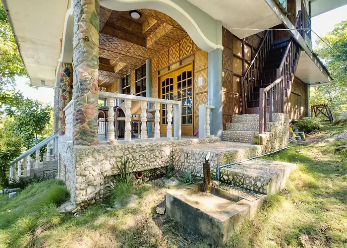 Pilar Pilapil House In Malapascua Villa *